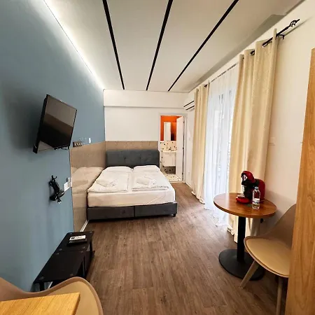Modern Studio 8 Private Kitchenette And Bathroom Limassol Exterior photo