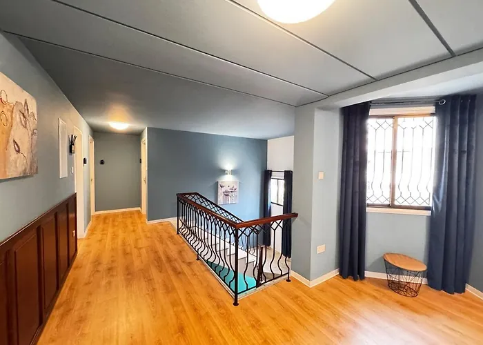 Modern Studio 8 Private Kitchenette And Bathroom