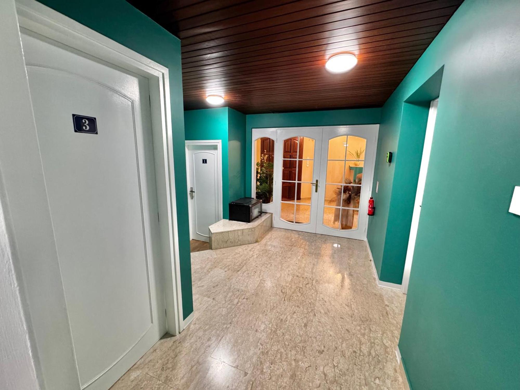 Modern 8 Private Kitchenette And Bathroom Limassol